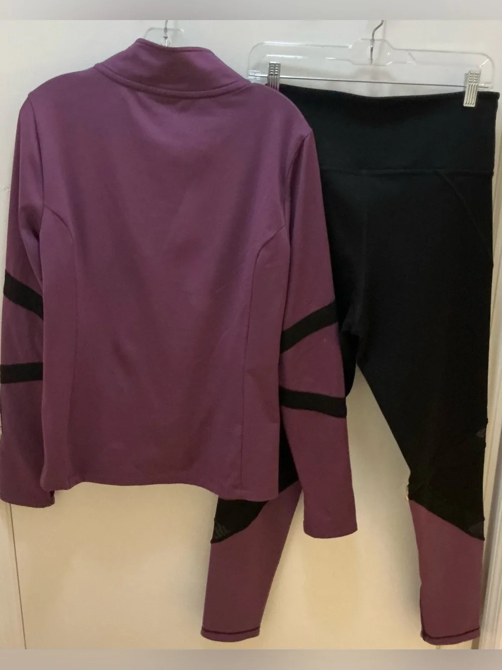 PINK VS Quarter-Zip Pullover & Legging Set — Plum and Black - Picture 5 of 5